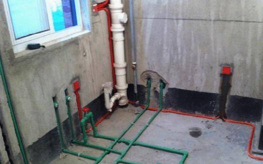 装修万万别买这种水管,用不了多久就会破裂,更换一次太麻烦了