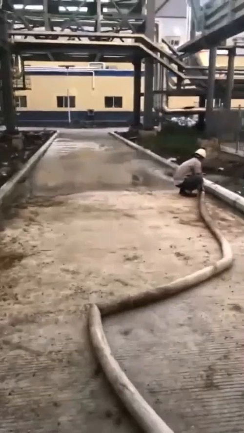 南亚水管管道危机 当公共基础设施成为日常挑战